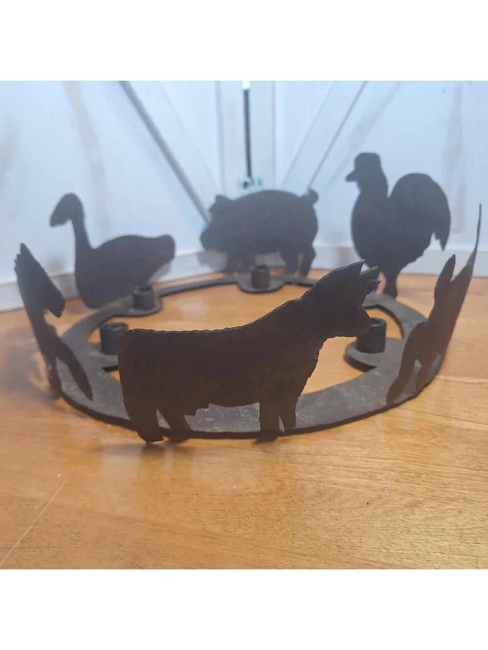 Unbranded Metal Candle Ring Farm Animals Round 12.5